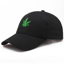 Load image into Gallery viewer, Man Cap Maple Leaf
