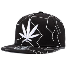 Load image into Gallery viewer, Man Cap  Maple Leaf